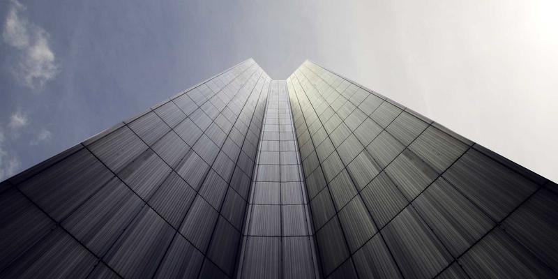 工业自动化新维度：人机工程学设计如何重塑定制机械设备的安全与效率