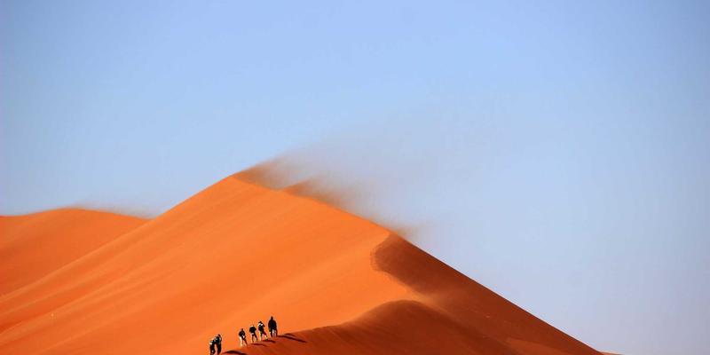 工业设备备件库存优化：如何为定制机械设备与自动化系统平衡成本与停机风险